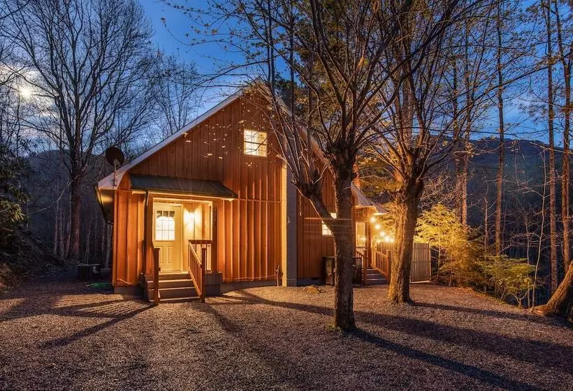 Jireh Mount Cabin