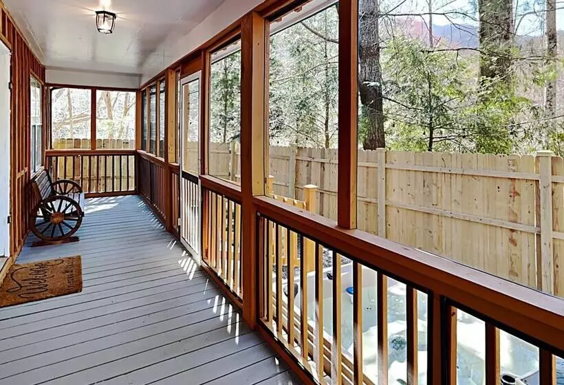 Jireh Mount Cabin