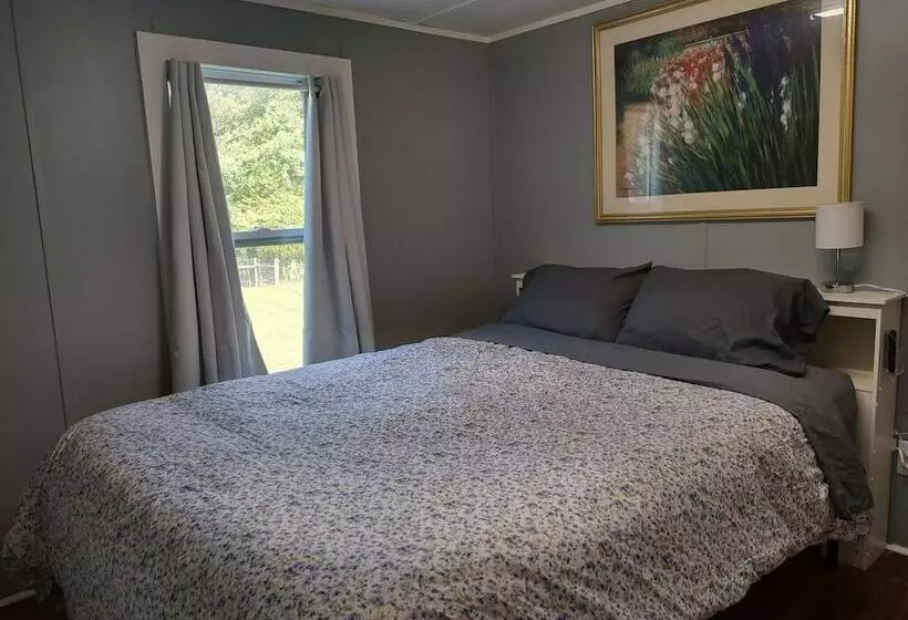 ペンション Clean, Cozy Home W Kitchen Near I 24 Pet Friendly