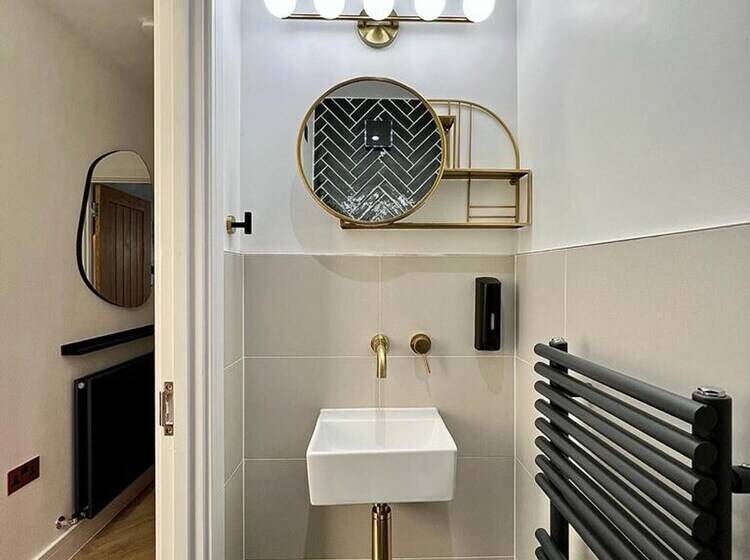 Residenza Charming 3 Bed House With 1 Parking Space