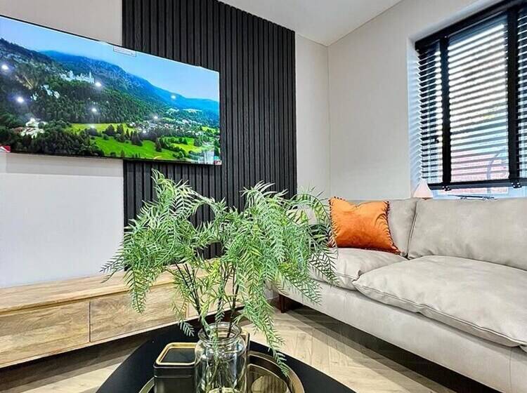 Residenza Charming 3 Bed House With 1 Parking Space