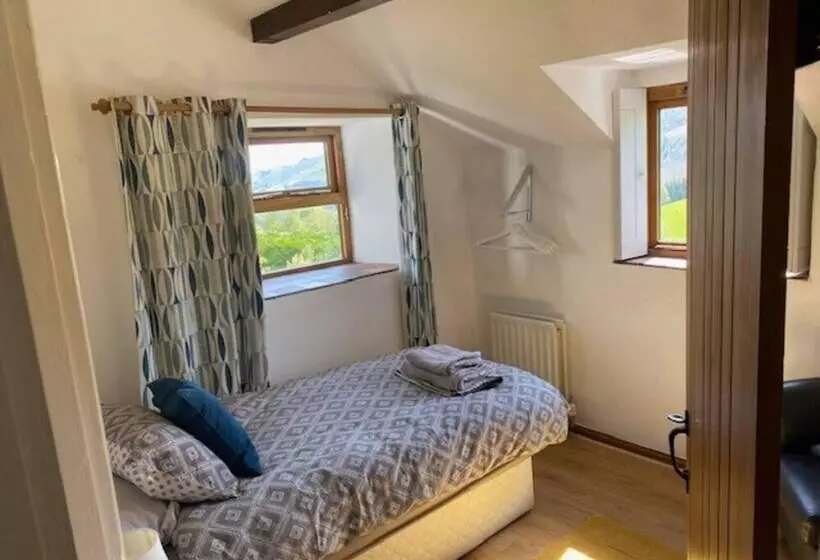 Residenssi Tranquil 3 Bed Cottage Near Lake Vyrnwy