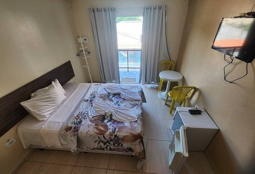 مسافرخانه Pousada Sol Da Manhã