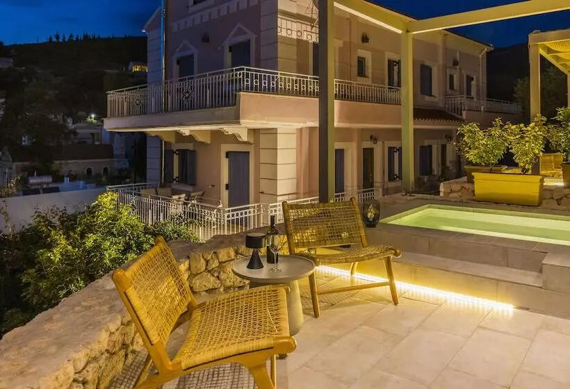 Hotelli Assos Chromata Villas