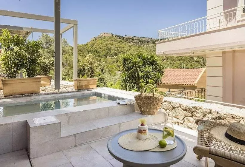 Hotelli Assos Chromata Villas