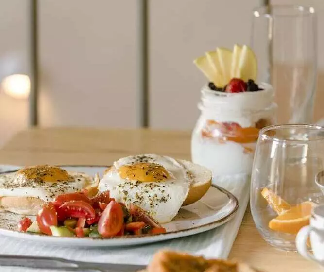 Hotelli Assos Chromata Villas