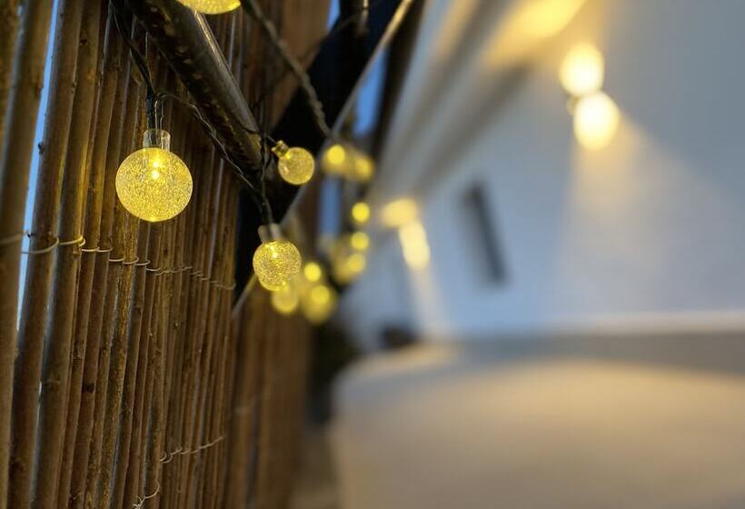 فندق El Balcón De La Reina Suites