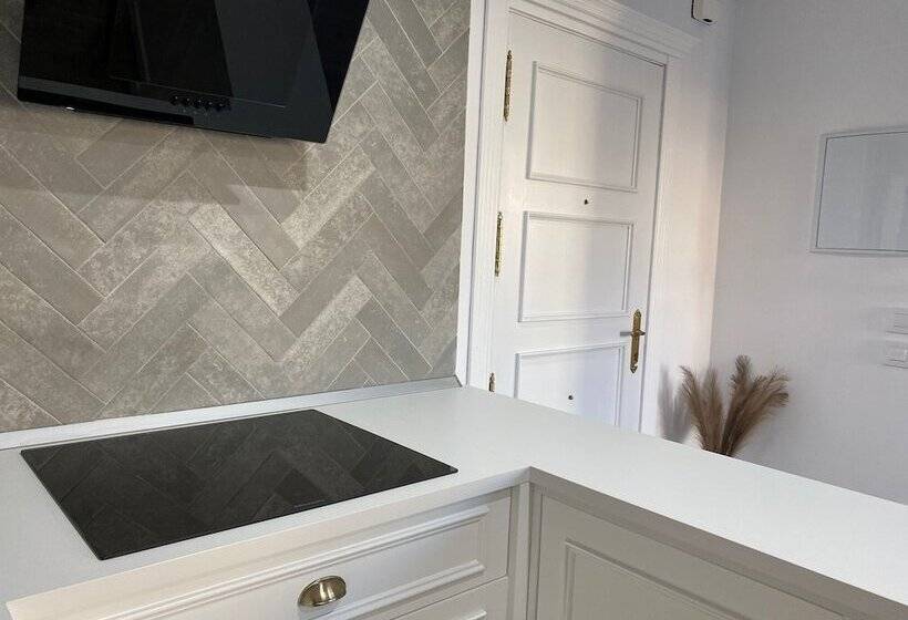 فندق El Balcón De La Reina Suites