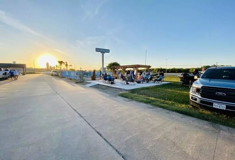 Hotelli Greystone Inn