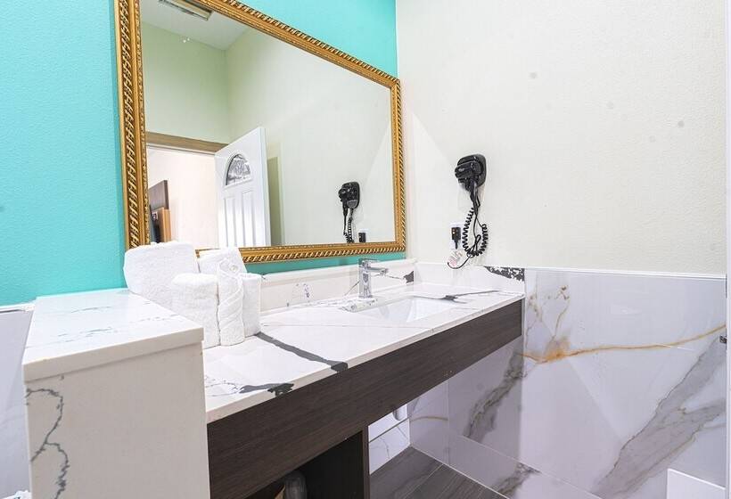 호텔 La Vyoma Villas, Westpark Hwy 6