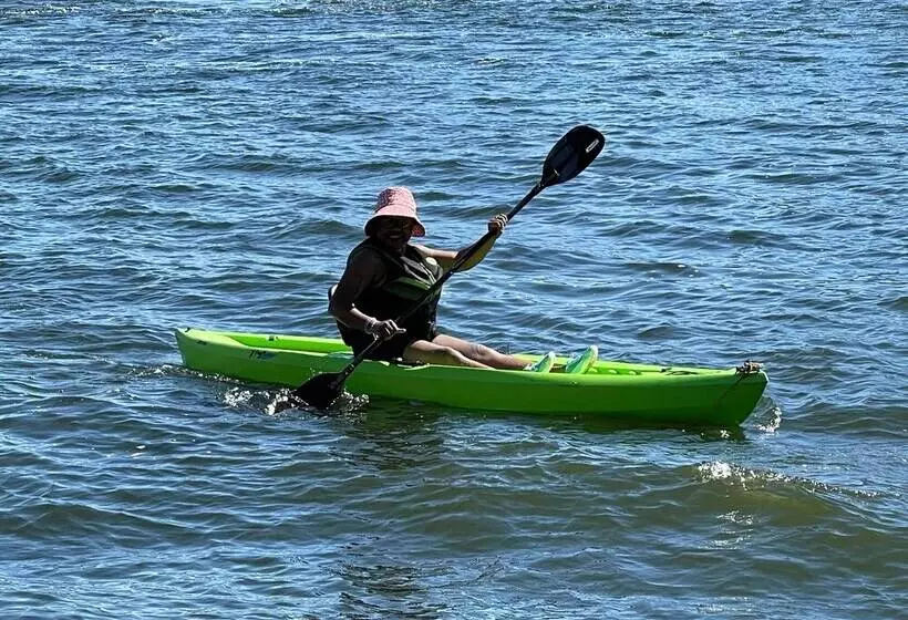 ホテル Omeo Clearlake Oaks