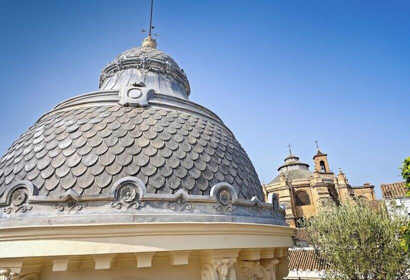 ホテル Palacio Gran Vía, A Royal Hideaway