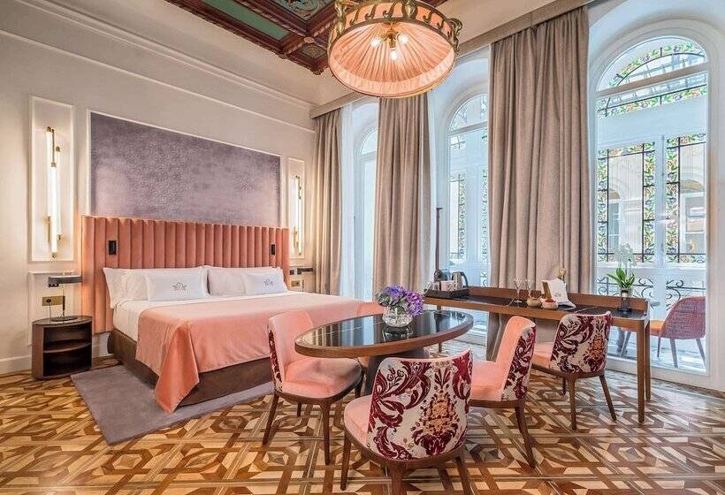 ホテル Palacio Gran Vía, A Royal Hideaway