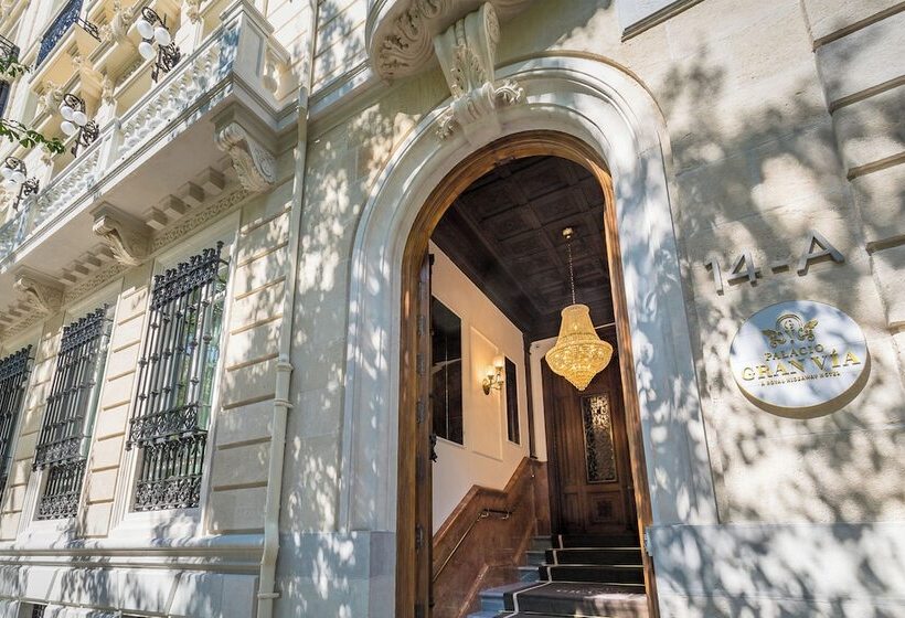 ホテル Palacio Gran Vía, A Royal Hideaway