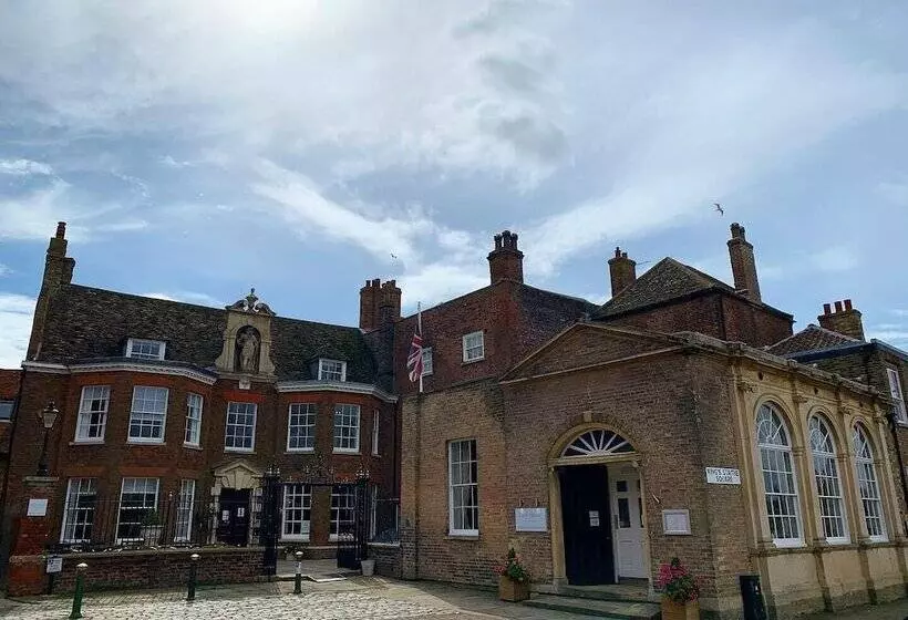 Hotelli The Bank House