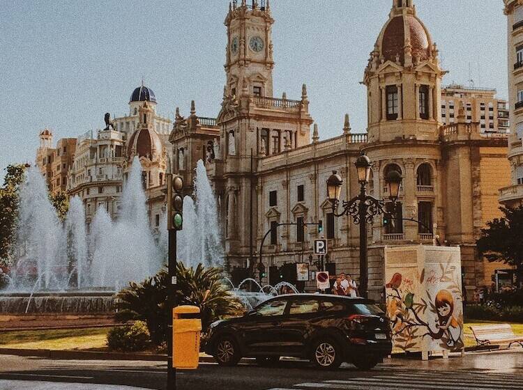 هتل The Valentia Corretgería