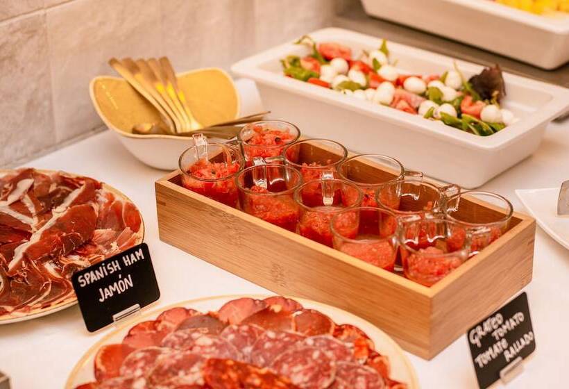 هتل The Valentia Corretgería