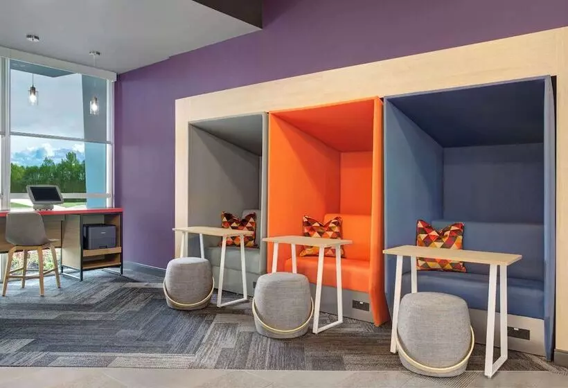 Hotelli Tru By Hilton Toronto Airport West