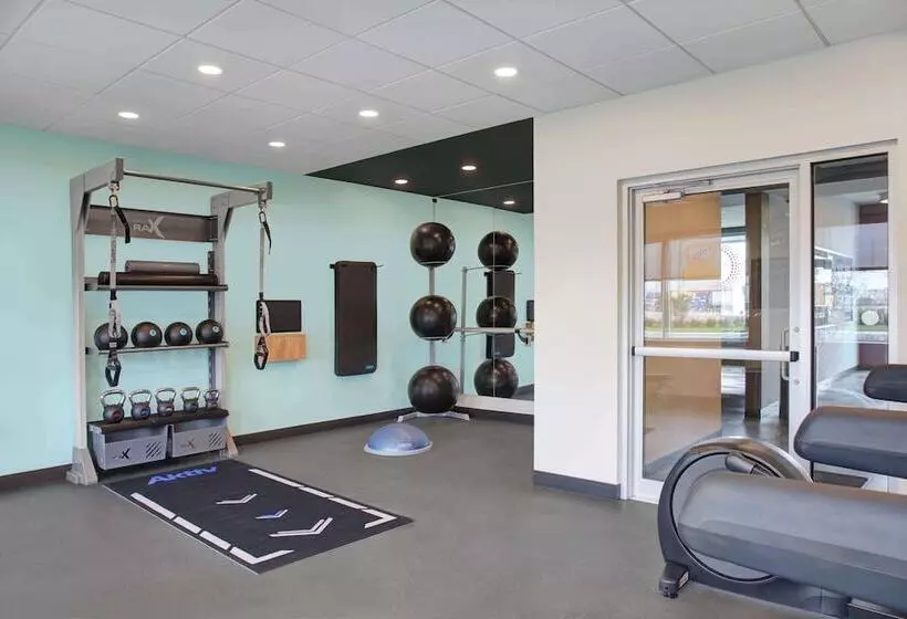 Hotelli Tru By Hilton Toronto Airport West