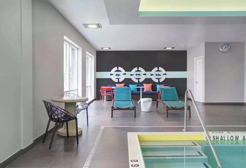 Hotelli Tru By Hilton Toronto Airport West