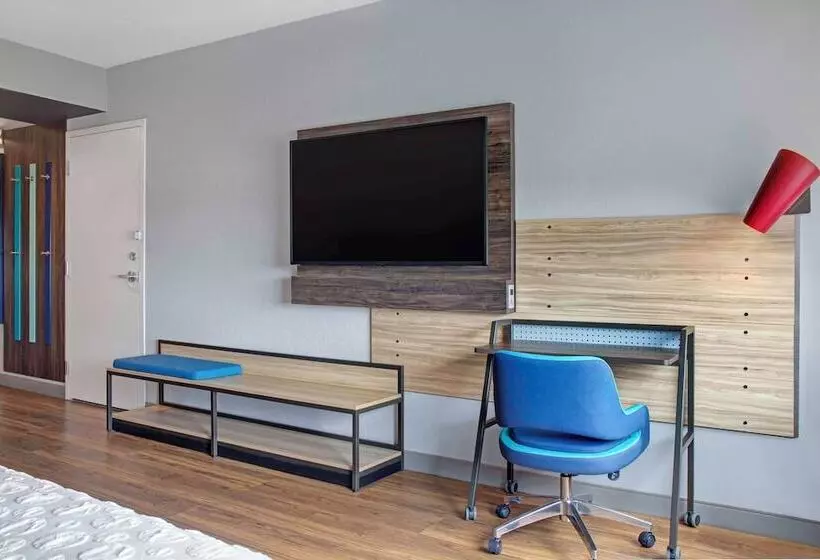 Hotelli Tru By Hilton Toronto Airport West