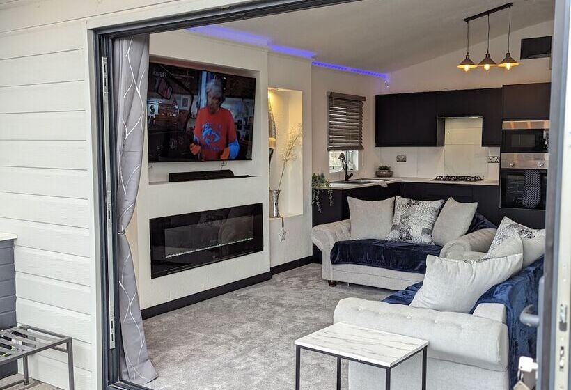 호텔 Waterside Lodge Dog Friendly, Sutton On Sea