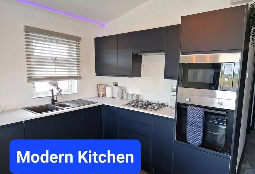 Hotelli Waterside Lodge   Dog Friendly, Sutton On Sea