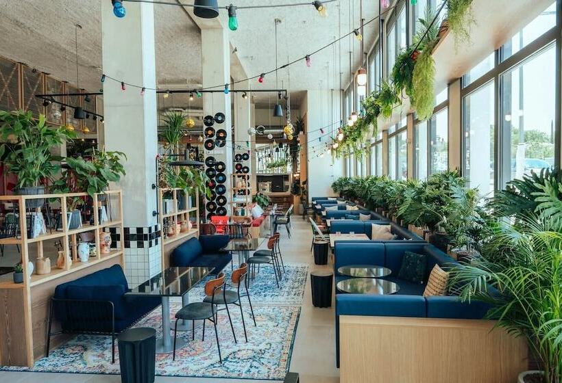 Jost Hotel Montpellier Centre St Roch