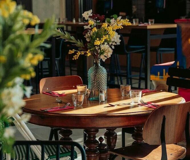 Jost Hotel Montpellier Centre St Roch