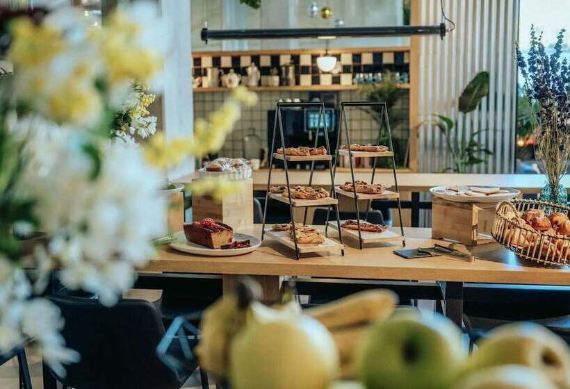 Jost Hotel Montpellier Centre St Roch