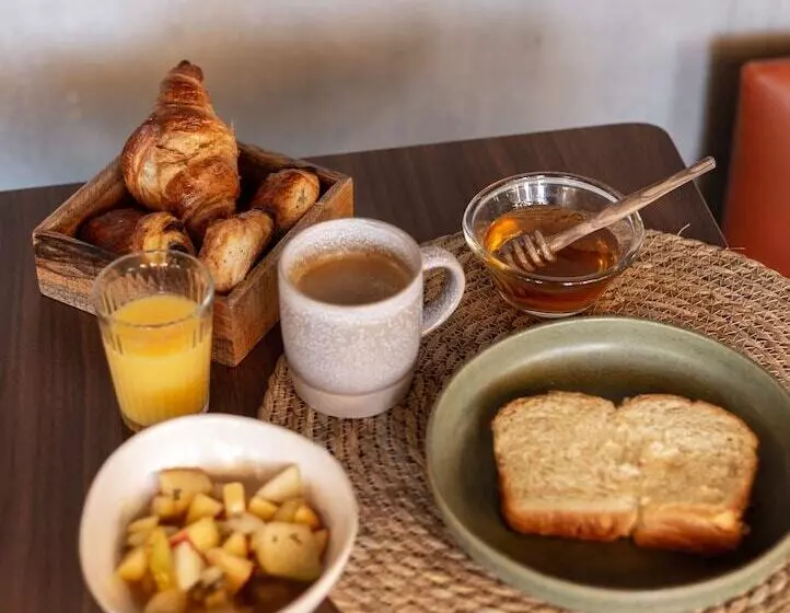 Jost Hotel Montpellier Centre St Roch