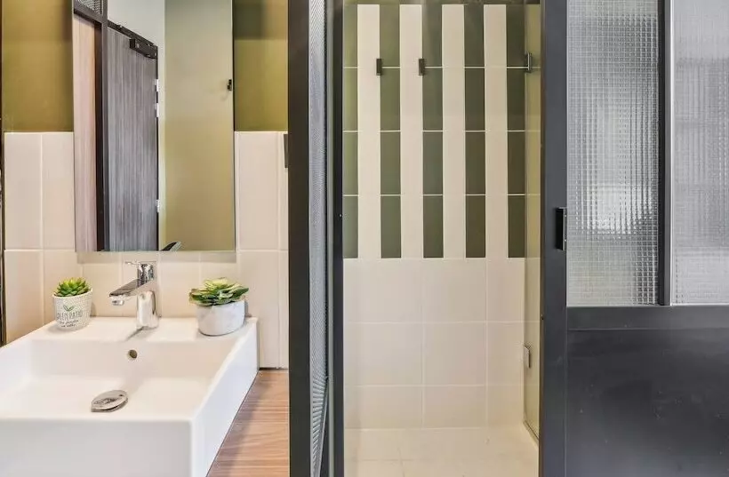 Jost Hotel Montpellier Centre St Roch