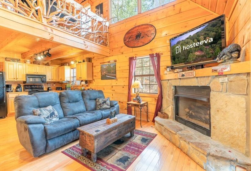 Moonshine Ridge Cabin With Hot Tub And Fire Pit