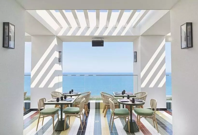 Nyx Hotel Limassol By Leonardo Hotels