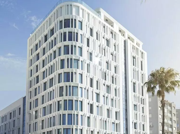 Nyx Hotel Limassol By Leonardo Hotels