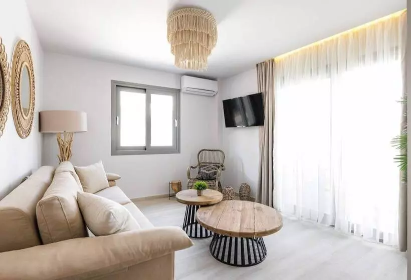 Majatalo Amalthia Luxury Suites