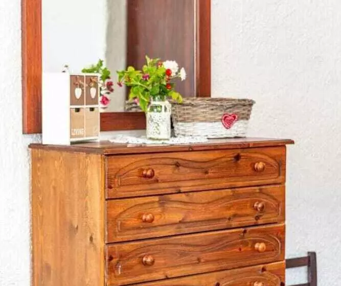 レジデンス Avdou Village House With Pool