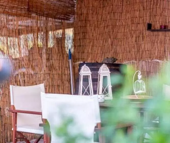 レジデンス Avdou Village House With Pool