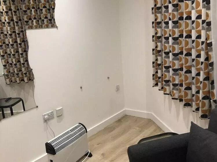 דירת נופש Captivating 1 Bed Apartment In Southampton