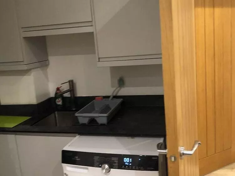 דירת נופש Captivating 1 Bed Apartment In Southampton