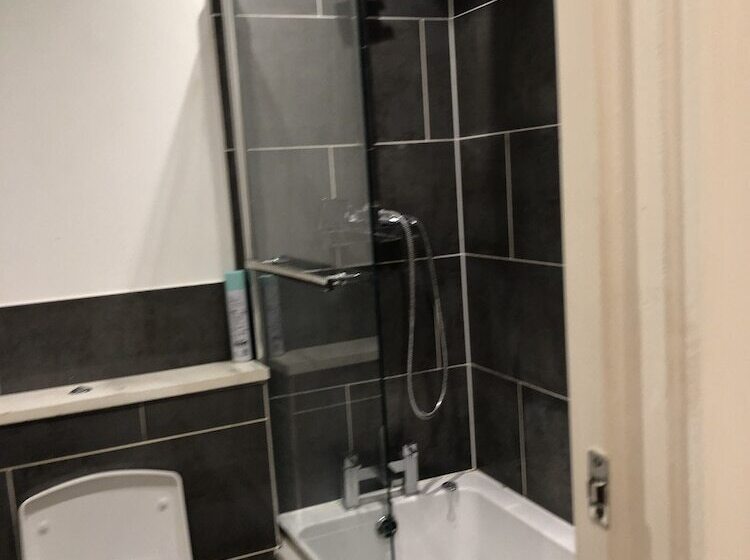 إقامة Captivating 1 Bed Apartment In Southampton