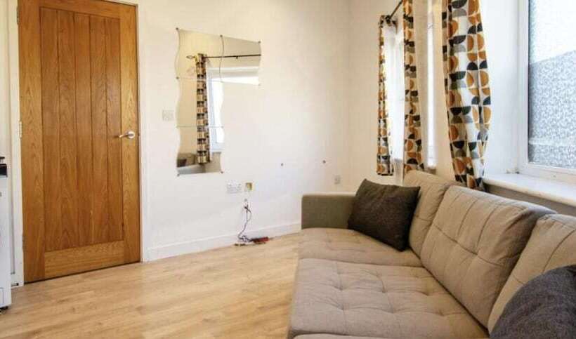 إقامة Captivating 1 Bed Apartment In Southampton