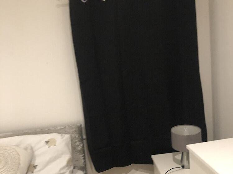 إقامة Captivating 1 Bed Apartment In Southampton