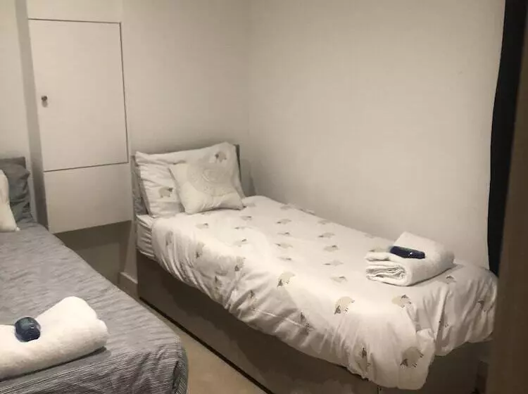 דירת נופש Captivating 1 Bed Apartment In Southampton