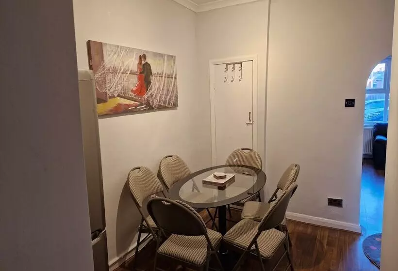 Residenssi Chester Le Street S Diamond 3 Bed House