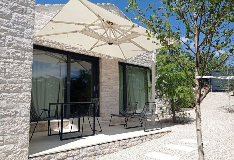 레지던스 Remarkable 2 Bed House In Zrenj