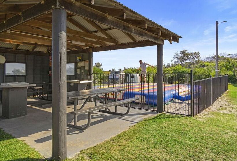 Курорт Ingenia Holidays Cape Paterson