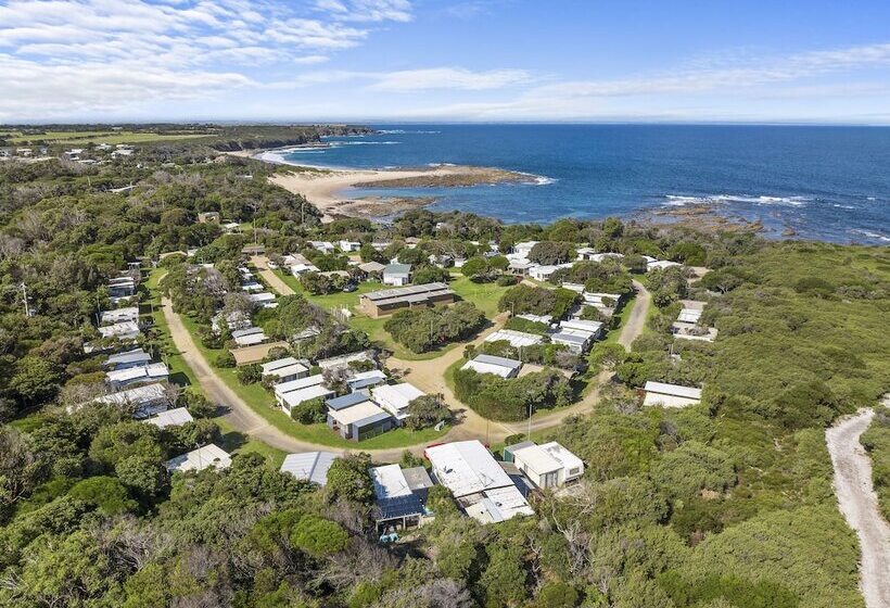 Курорт Ingenia Holidays Cape Paterson