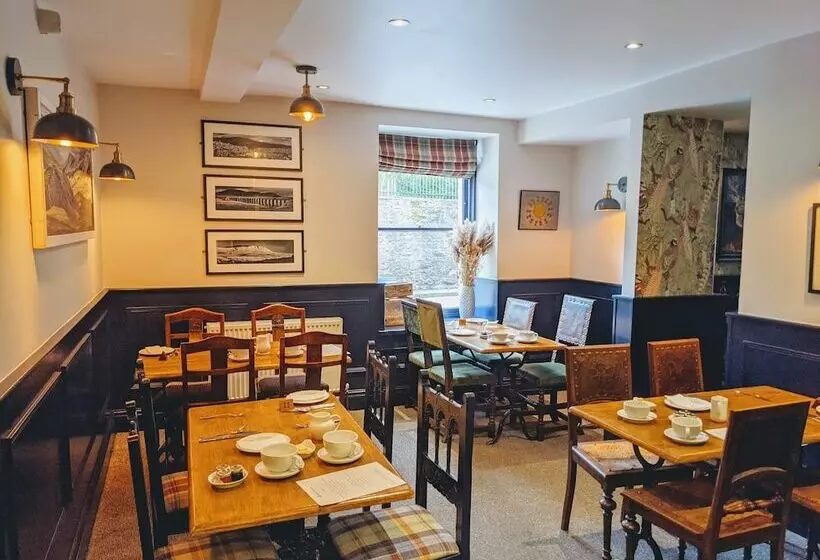 The White Hart Inn