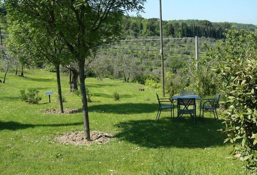 Amazing Cottage In S. Donato In Collina With Shared Pool